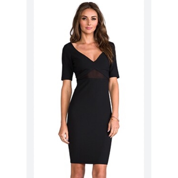 Elizabeth and James Dresses & Skirts - Elizabeth and James Black V-Neck Sheath Dress